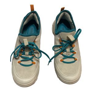 Baretraps®‎ Malina Slip On Sneaker - Cream (9M)